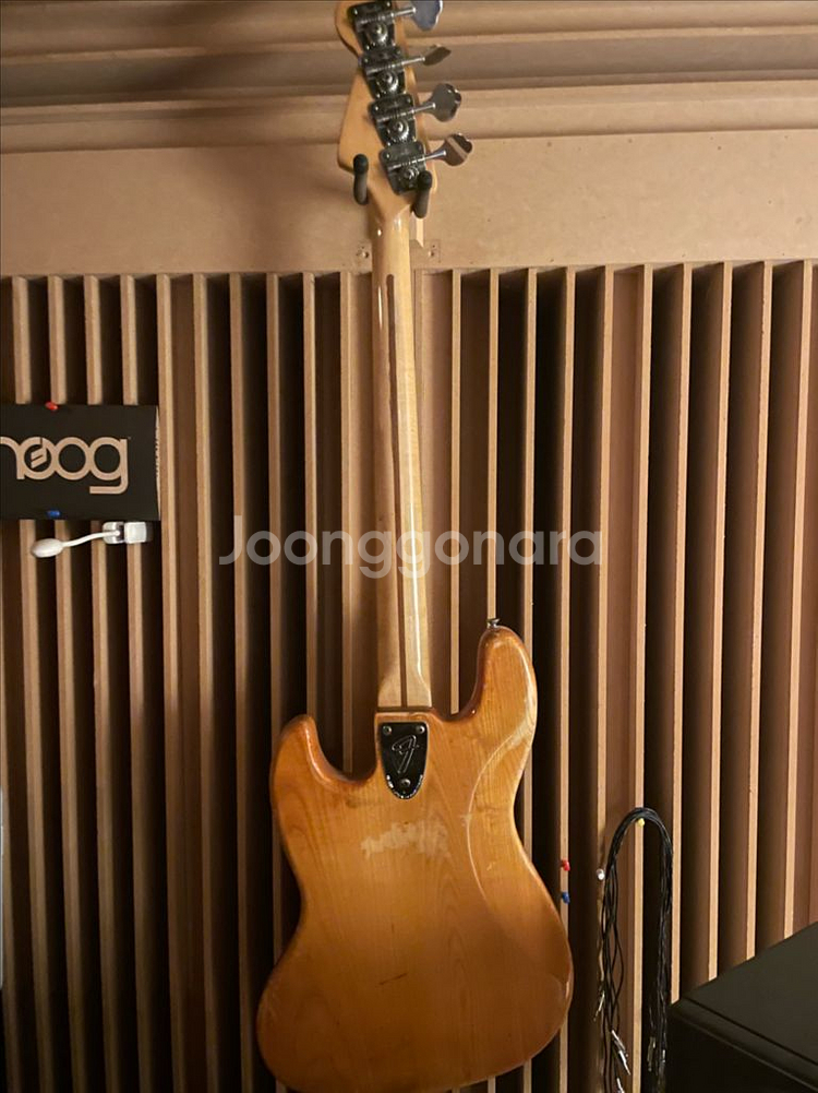 1976년산 fender jazz bass--1