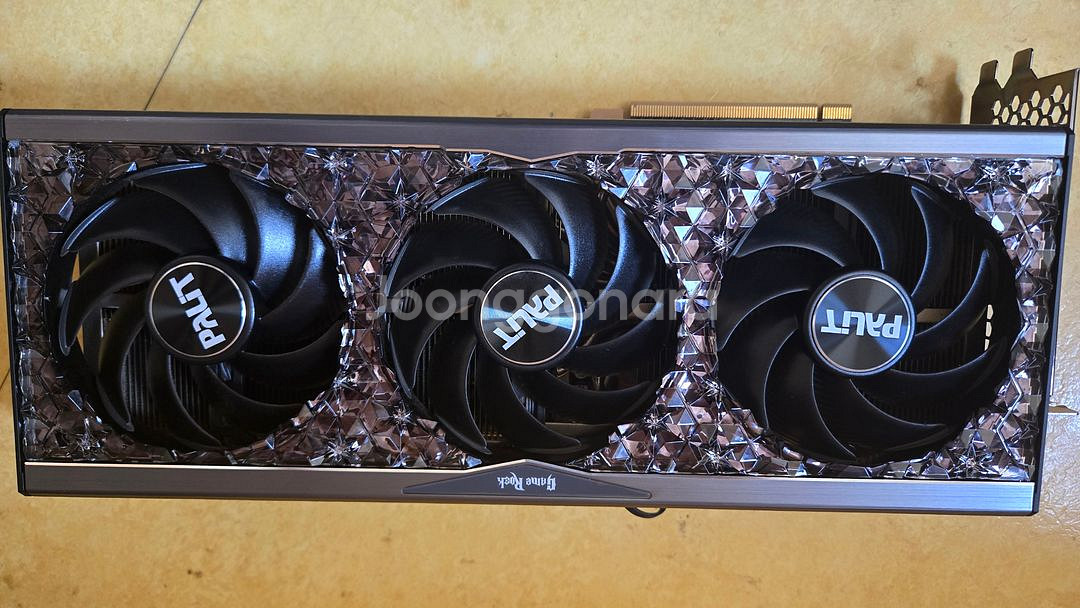 PALIT RTX 4090 GAMEROCK D6X24G--3