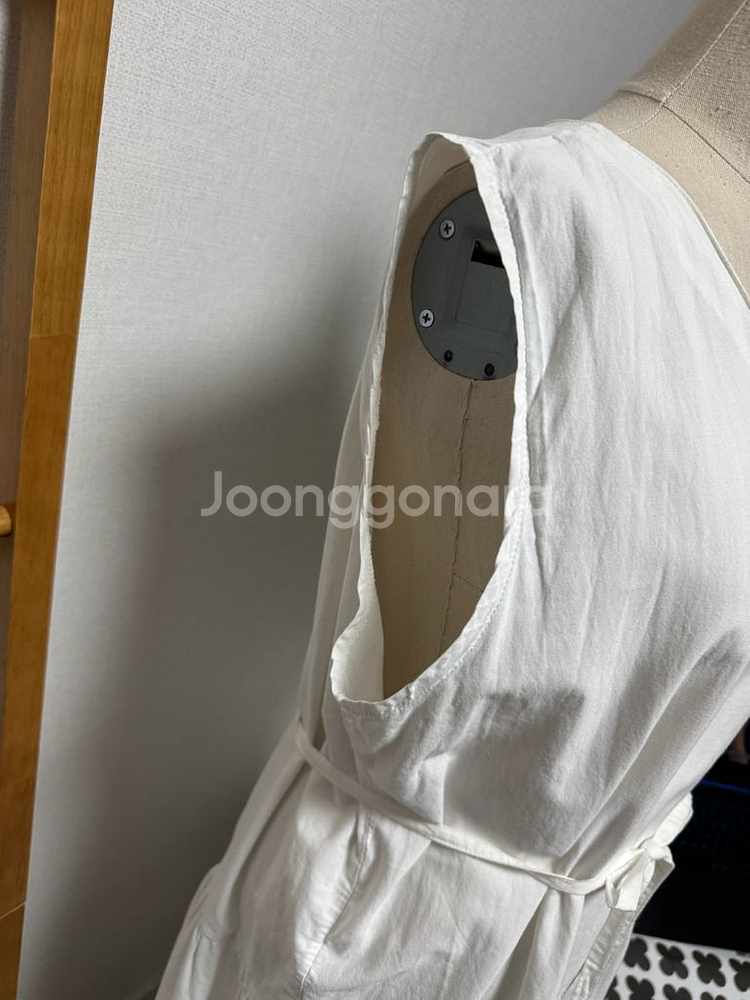 화이트 브이넥 롱원피스 오버핏 레이어드 원피스--3
