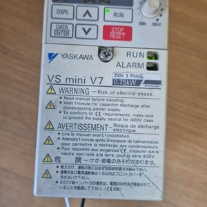 야스가와 인버터 220V 0.75KW