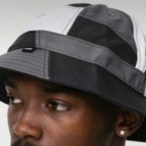 나이키 버킷햇 M/L 새 상품