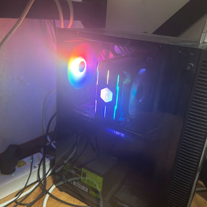 게이밍 컴퓨터 Ryzen 5600X GTX1070Ti