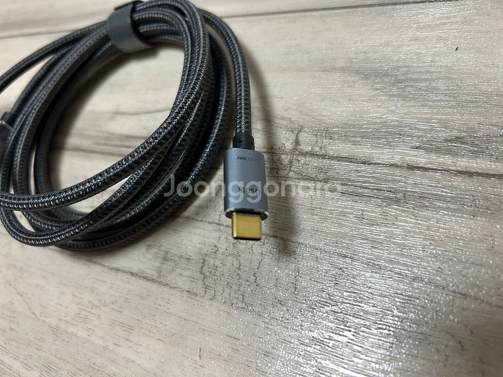 코드웨이 HDMI to C 미러링 케이블(4k 60Hz--2