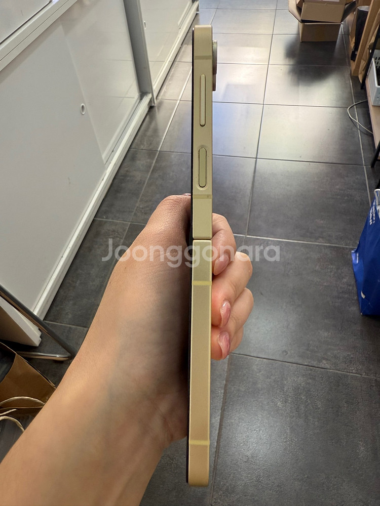 갤럭시Z플립6 256GB 옐로우/ Y988--5