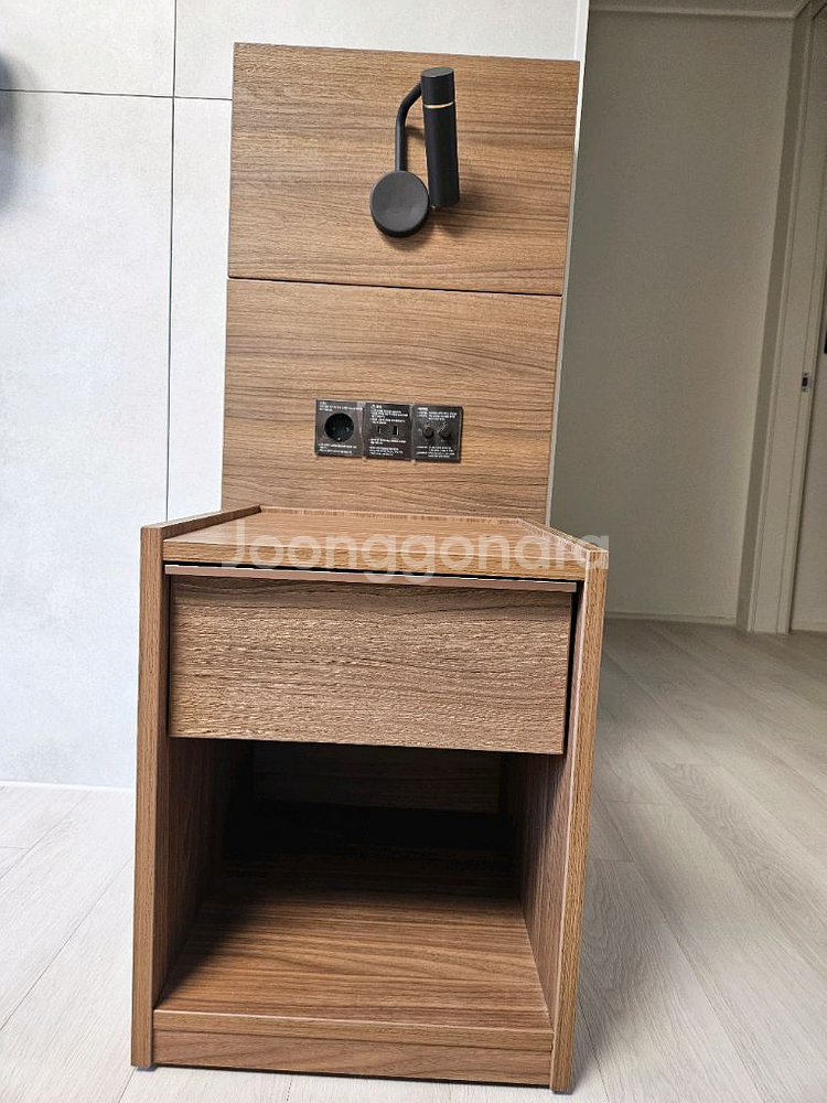 한샘 유로503 침대 멀티패널/협탁--0