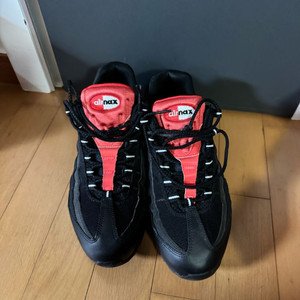 나이키 에어맥스 95 검빨 275