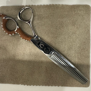 미용 숱 가위 30홈발 (사용감 거의 없음) 새상품 급