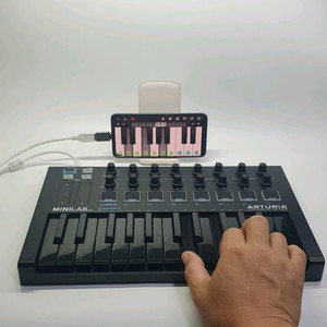 아투리아 미니랩 MK2 마스터 키보드 25Key