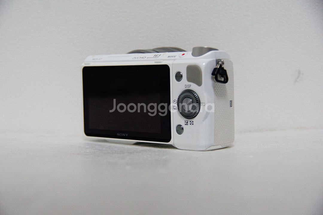 [소니] NEX-5T 화이트 8,692컷 팝니다.--9