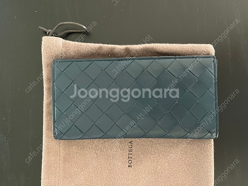 보테가베네타 장지갑 판매합니다.--1