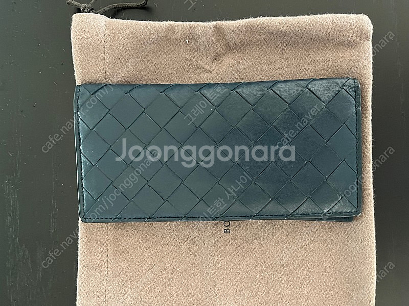 보테가베네타 장지갑 판매합니다.--2