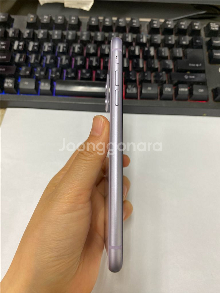 아이폰11 퍼플 외관깔끔 128G 무잔상--4
