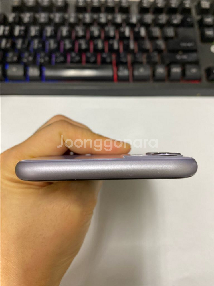 아이폰11 퍼플 외관깔끔 128G 무잔상--3