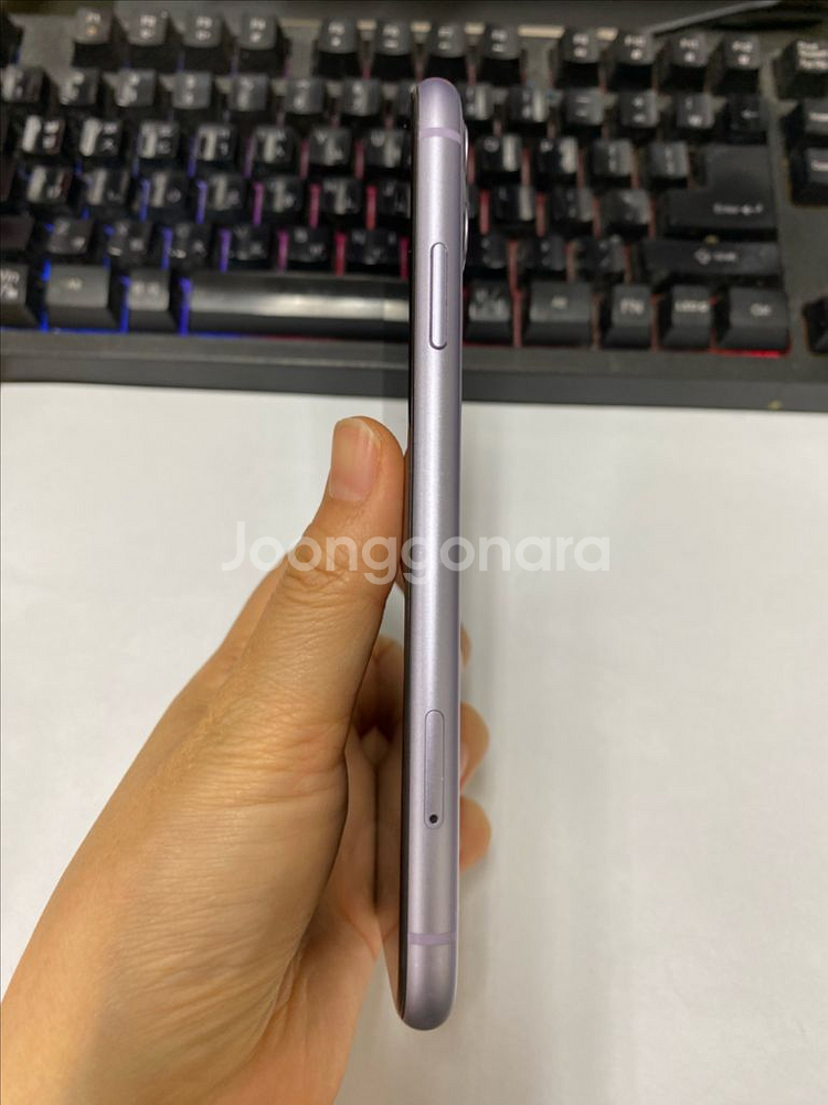 아이폰11 퍼플 외관깔끔 128G 무잔상--5