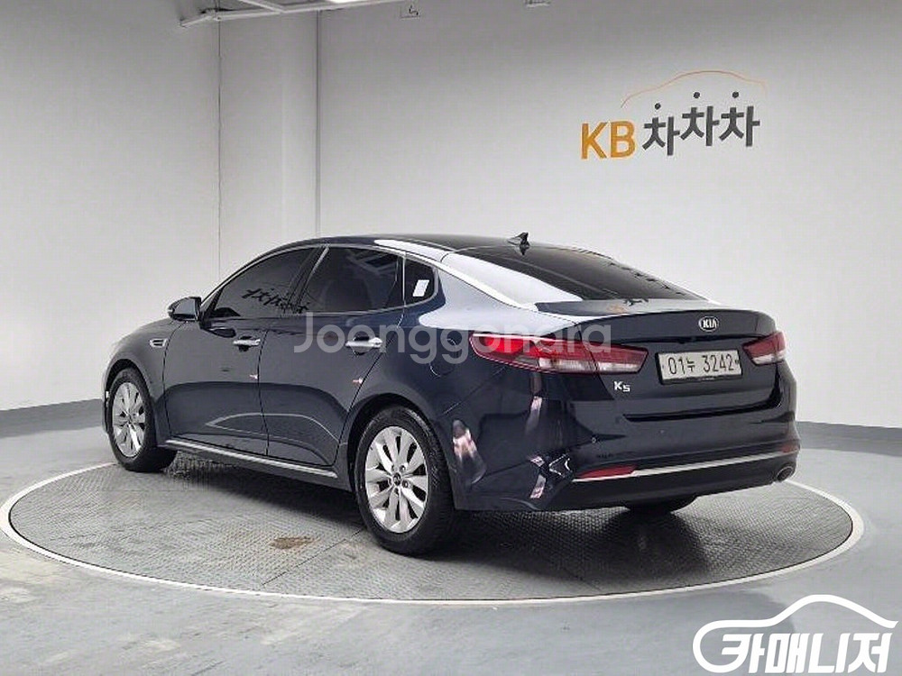 [기아]K5 2세대 SX 2.0 프레스티지 (5인승)--1