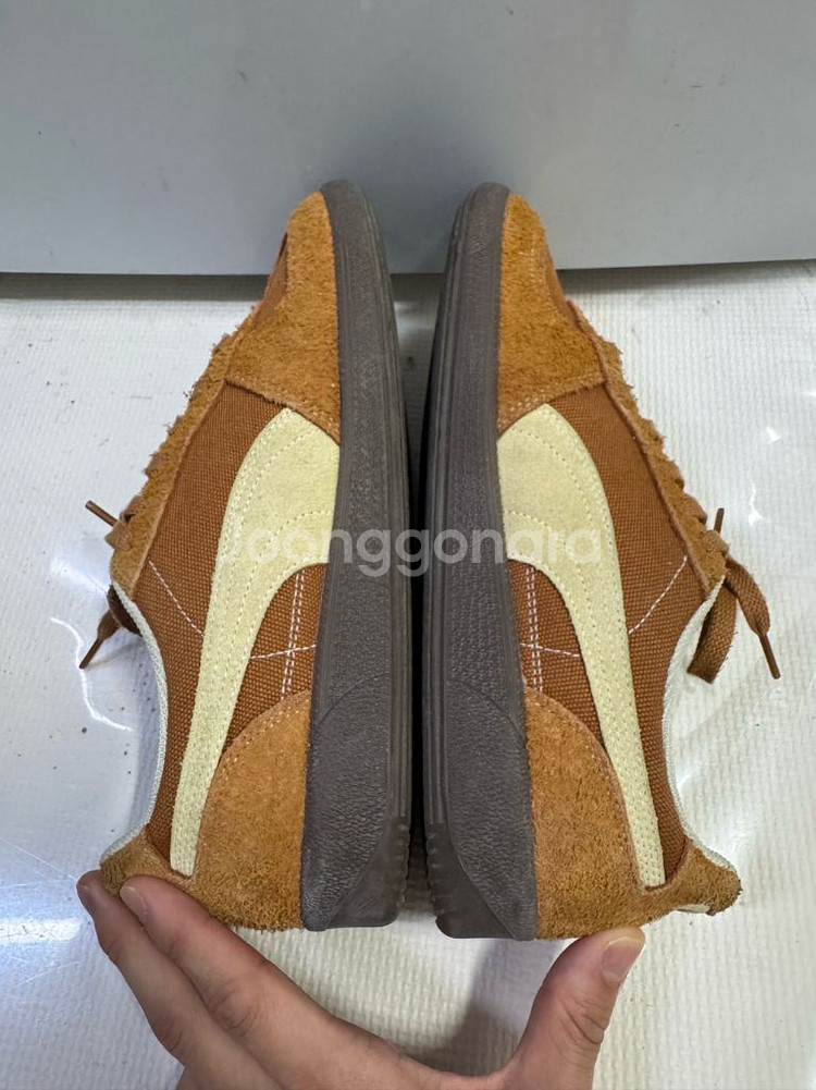 퓨마 팔레르모 빈티지 카라멜 라떼 270--6