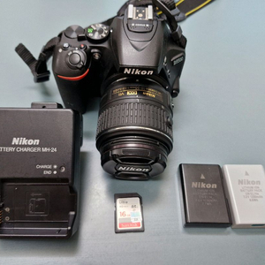니콘 DSLR D5500 + 18-55 VR2
