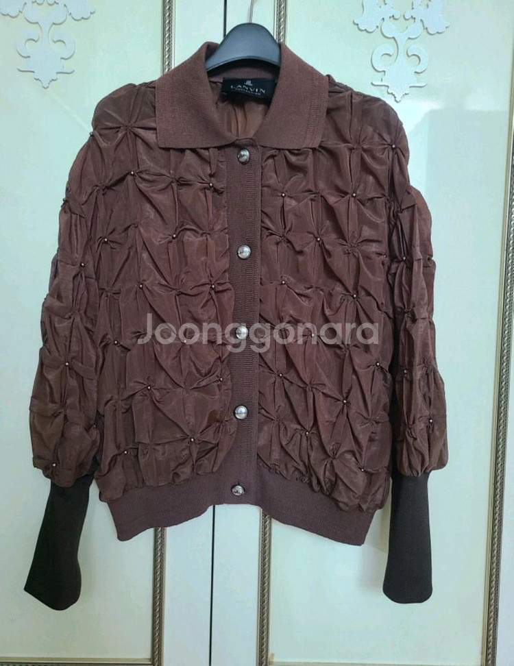 랑방 긴팔블라우스 샤틴 모조에스핀 잇미샤--8