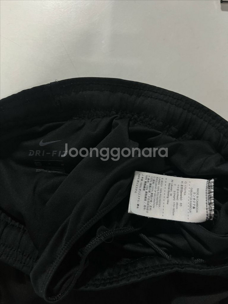 30-32 나이키 드라이핏 기능성 밴딩 반바지--3