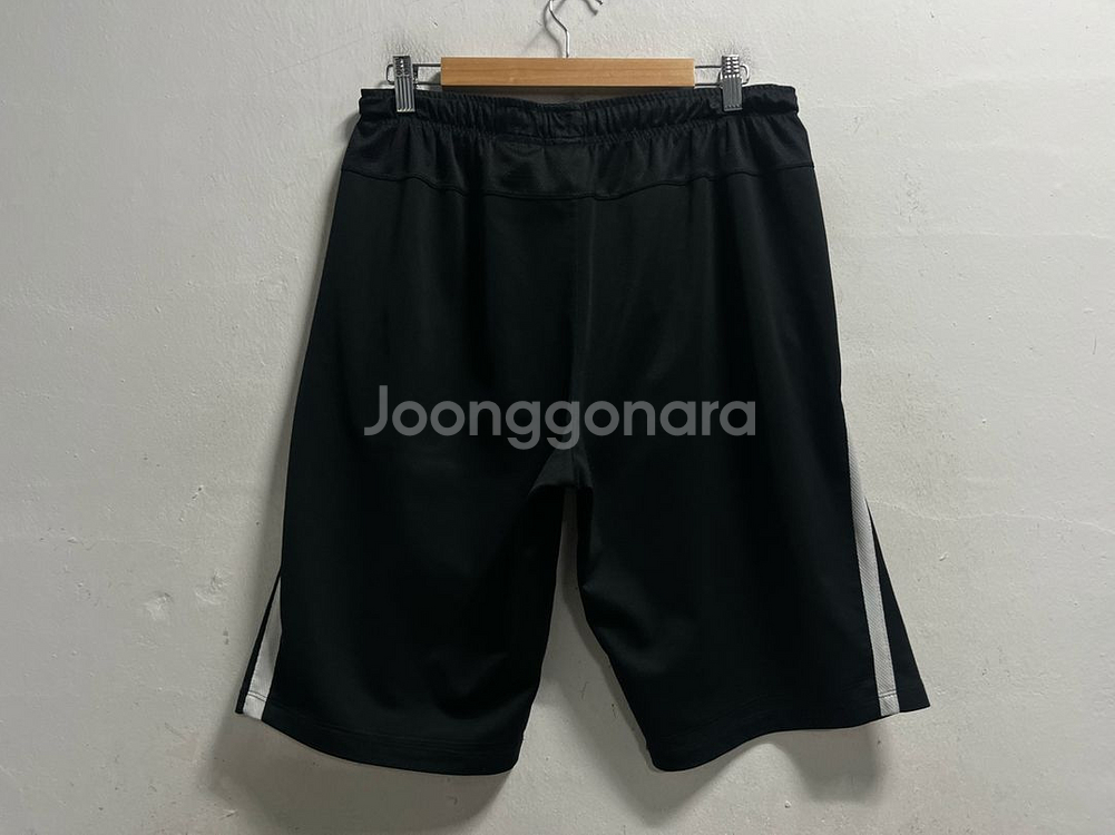 32-33 나이키 드라이핏 기능성 스판 밴딩 반바지--3