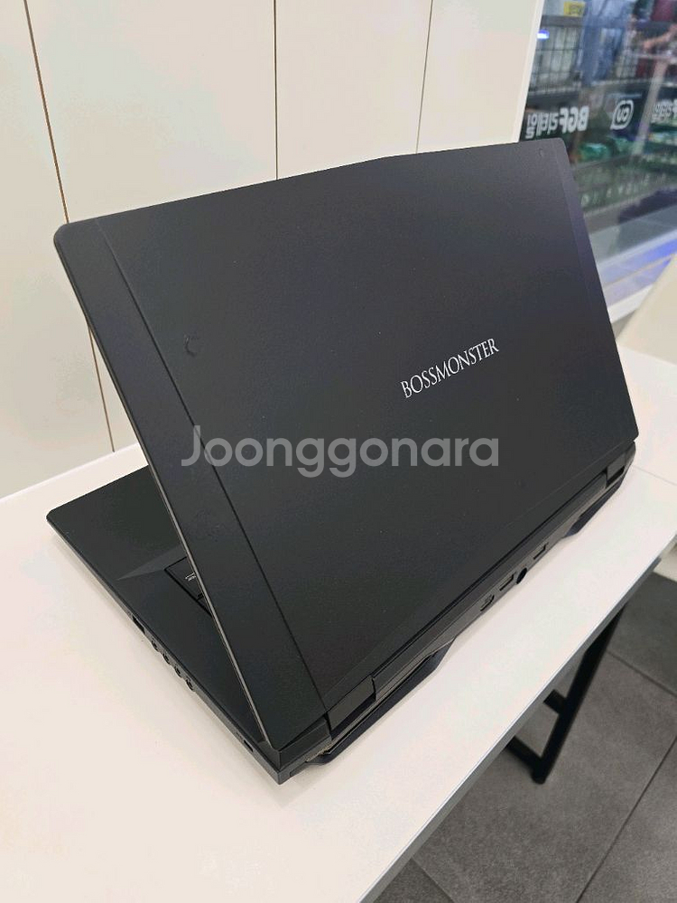 17인치 고성능 게이밍 노트북(램16GB,1.5TB)--1