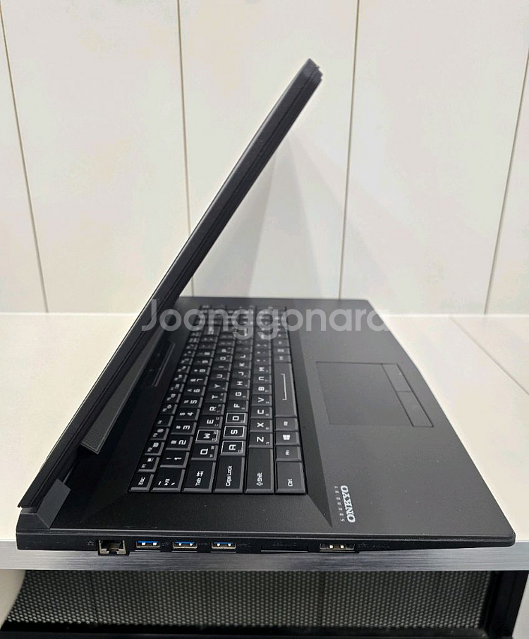 17인치 고성능 게이밍 노트북(램16GB,1.5TB)--4