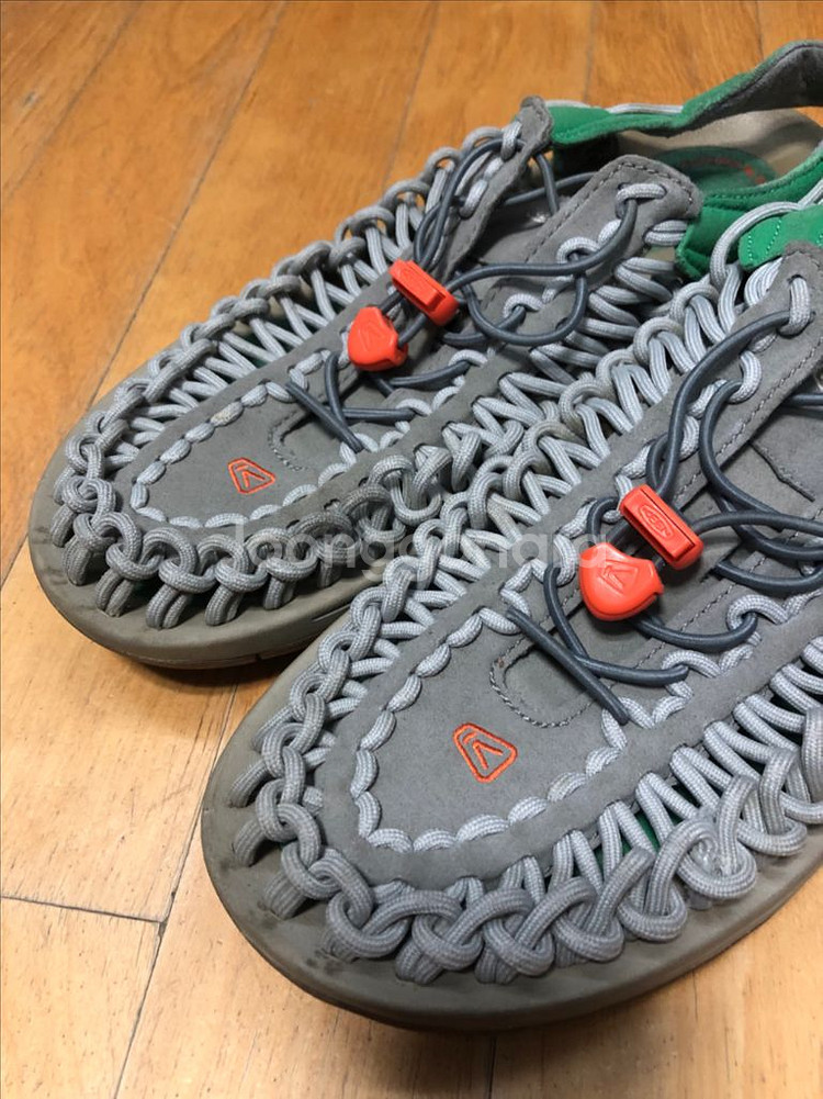 킨 keen 유니크 샌들 슬리퍼 그레이 그린 280--2