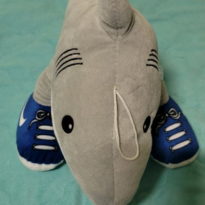 상어 인형