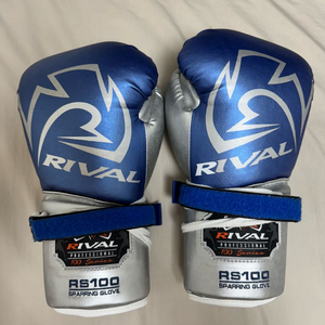 라이벌 RS100 14온스 글러브 판매합니다