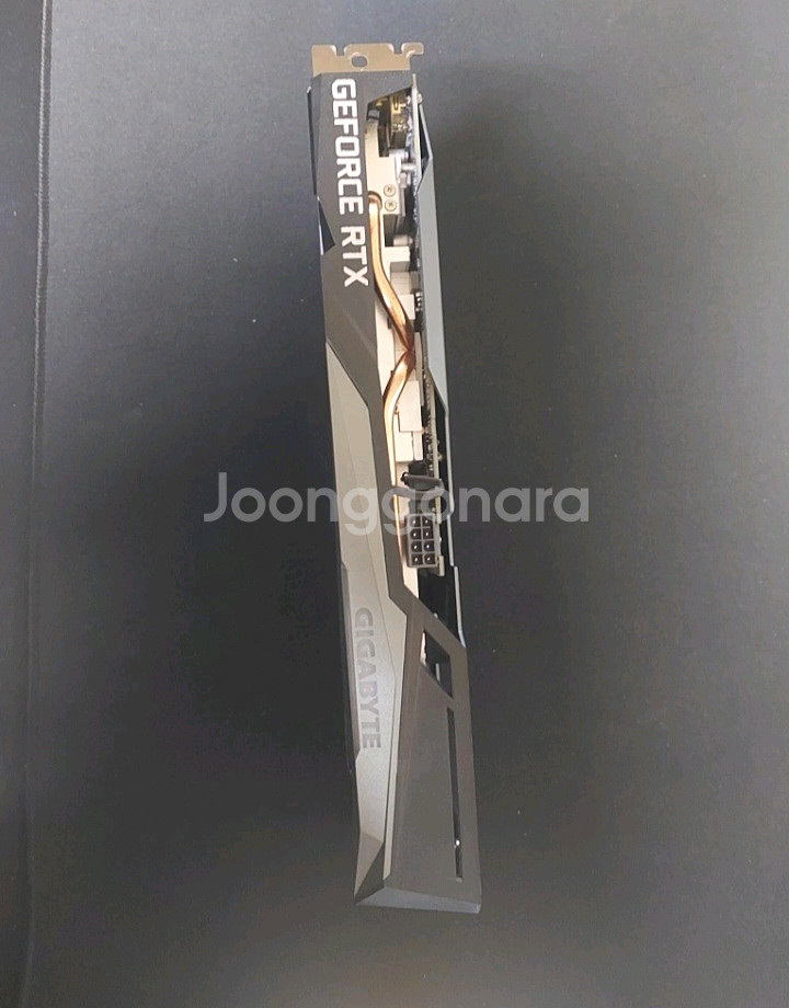 기가바이트 RTX3050 3팬--1