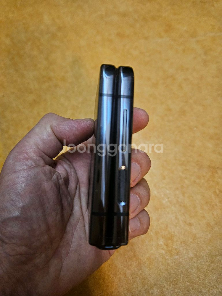 갤럭시 Z 플립4 256 Graphite--3