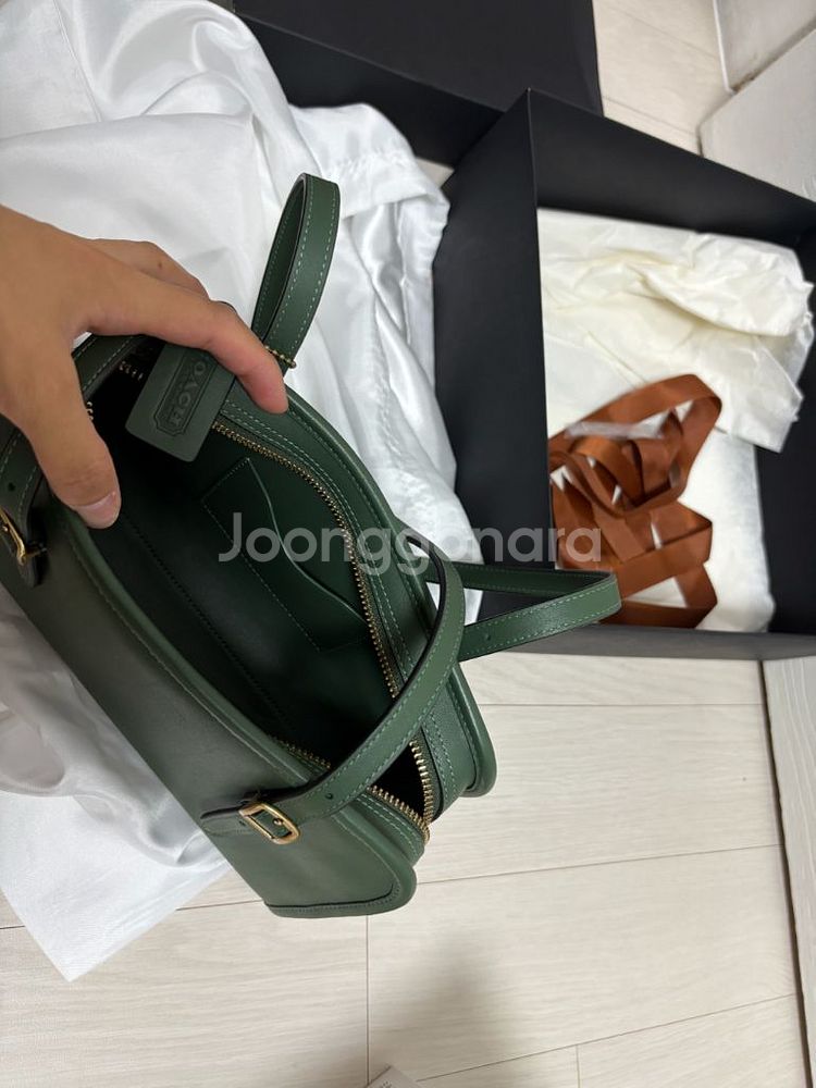 새상품 코치 스윙집 헌터 그린--1