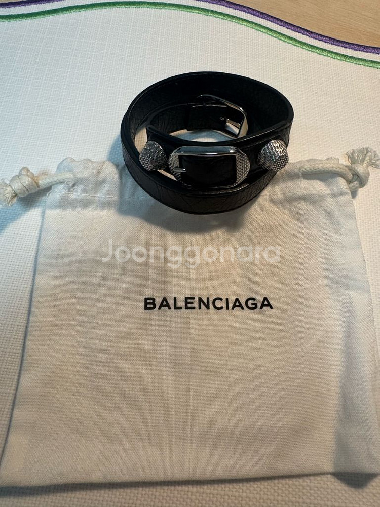 발렌시아가 정품 가죽 팔찌--0