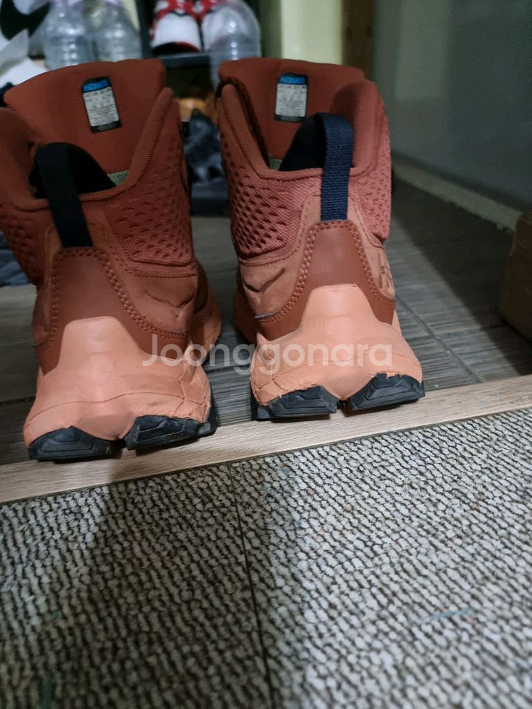 호카 아나카파 미드 로우 GTX 265--3
