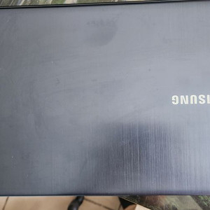 삼성 노트북 NT870Z5G(밑면 커버+BAT불량)