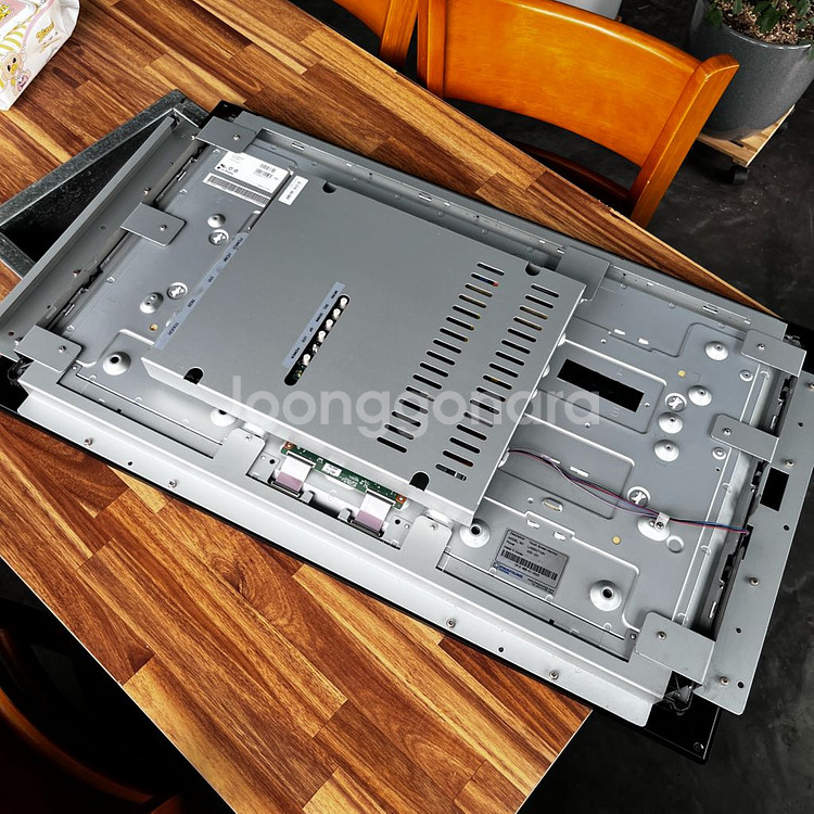 LG 32인치 LCD패널 LD320DUE 새제품 2대일--1