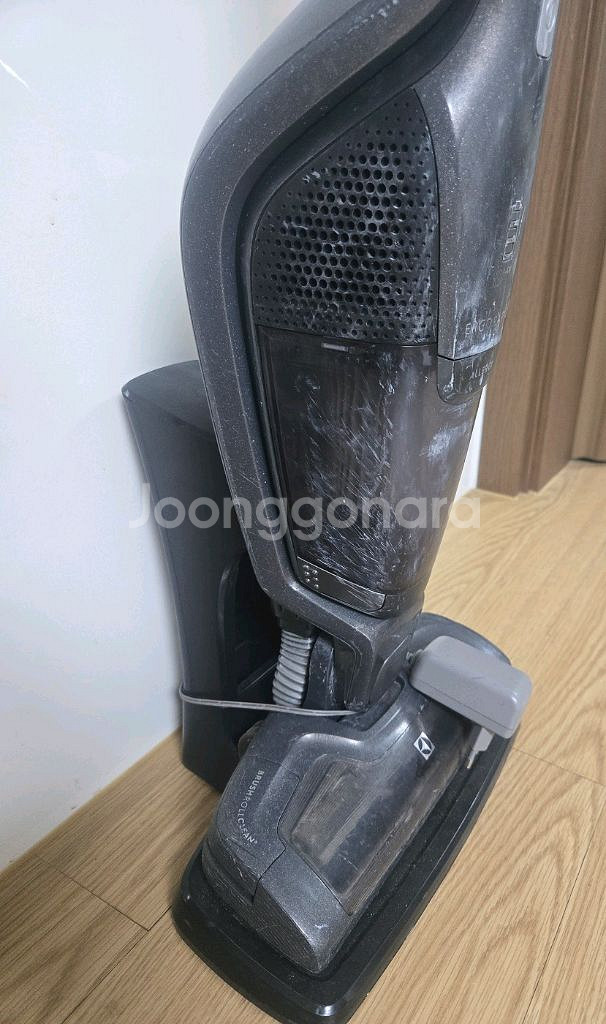 일렉트로룩스 부품용 무선 스틱청소기 ZB3301(30분--3