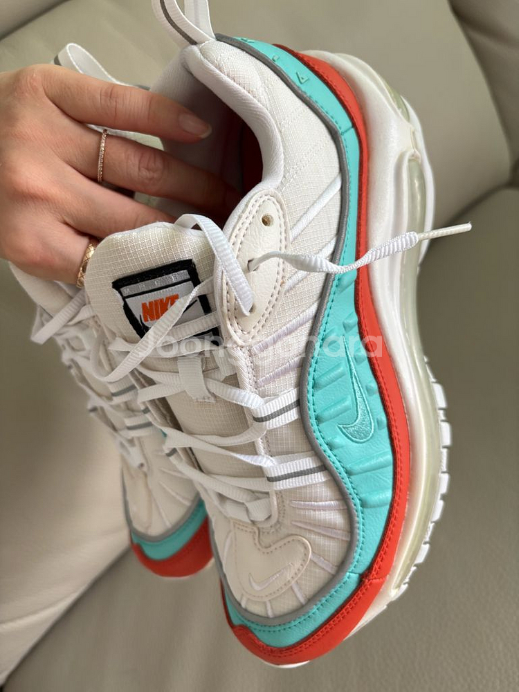 나이키 에어맥스98 SE 코스믹크레이 우먼스 AT664--5