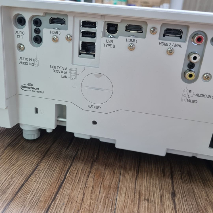 풀HD 레이저 빔프로젝터 맥셀 MP-EU5002--2