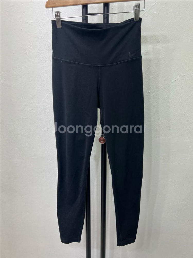 정품) 나이키 드라이핏 여성 레깅스 M--0