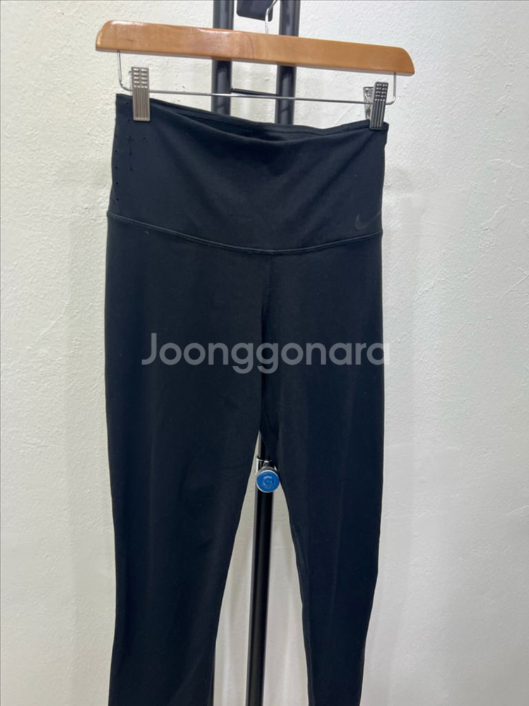 정품) 나이키 드라이핏 여성 레깅스 M--1