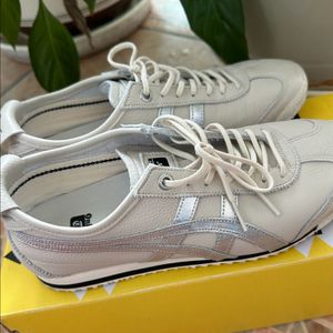 오니츠카타이거 멕시코66 SD 버치실버 240 택포