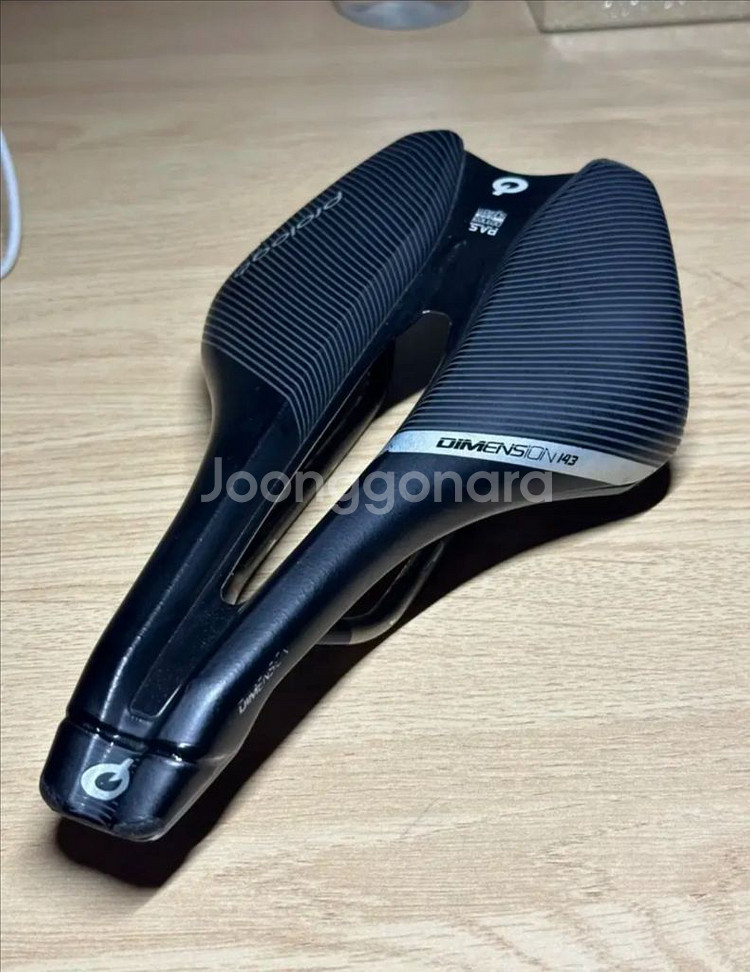 프롤로고 디멘션 TiroX 안장--1