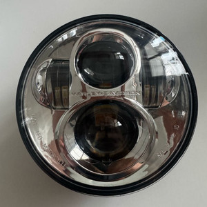 할리데이비슨 정품 LED 헤드라이트 5.75인치