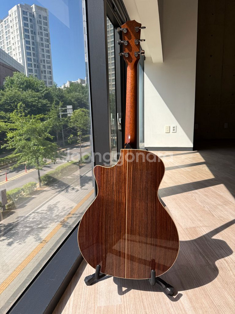 테일러 814ce 2020년식 2022년 구매 민트급--3