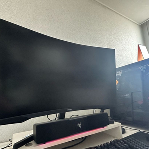 삼성 오딧세이 G5 32인치 게이밍 모니터 팝니다.