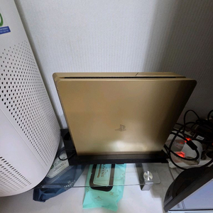 ps4 플스슬림 골드리미티드에디션판매합니다.