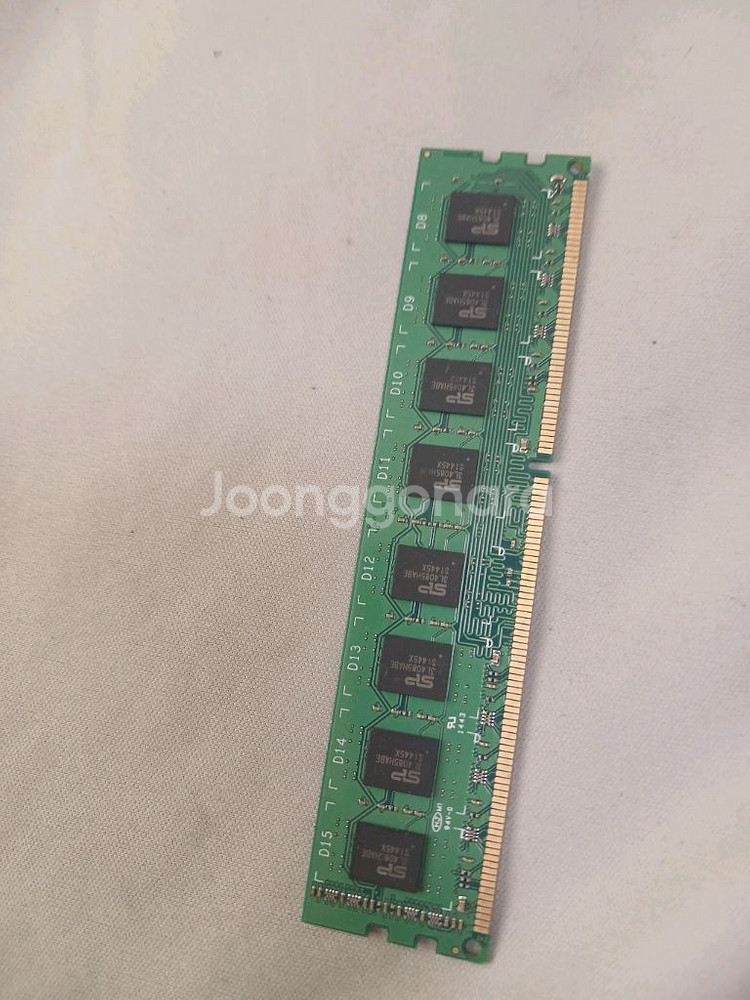컴퓨터 8GB 램--1