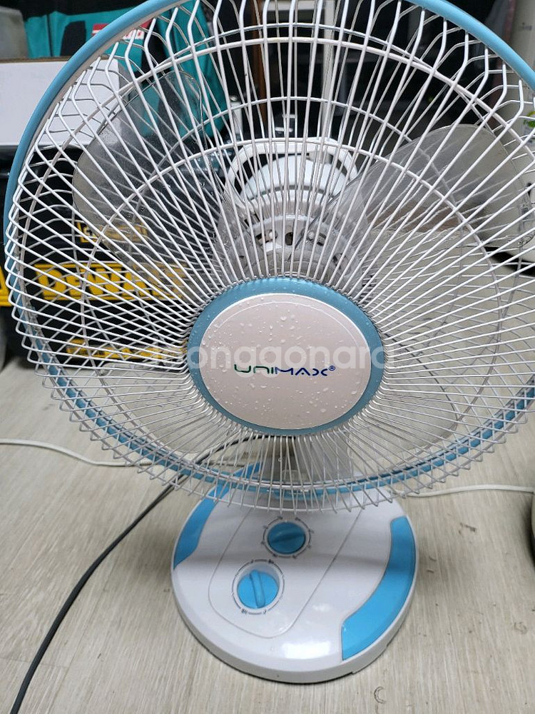탁상 선풍기와 써큘레이터--1