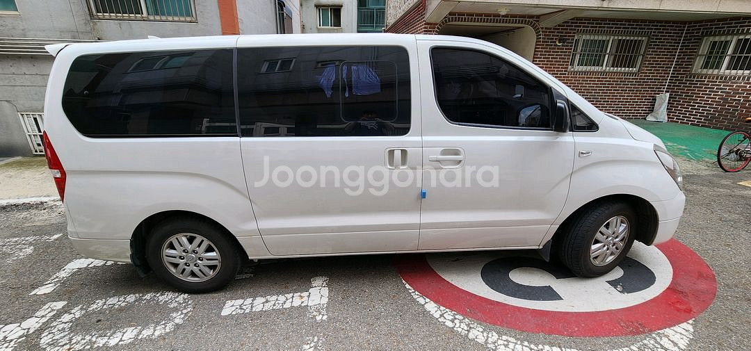 그랜드 스타렉스 lpg 차량 1300만원에판매합니다.--2